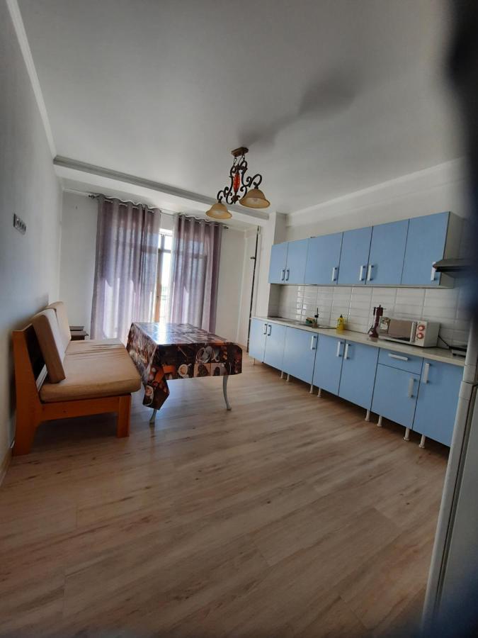 Ferienwohnung Diplomat - 2 Bischkek Exterior foto